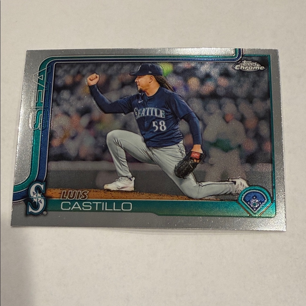 Topps Chrome Luis Castillo Card with Blue and Silver Accents